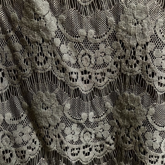 New York and Company Women’s Size Medium Navy Blue Blouse - Picture 3 of 4